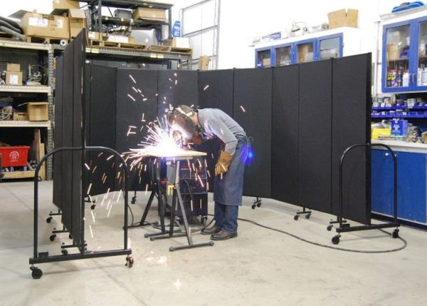 Portable Welding Screen (20'-5'' L x 6'-8'' H) by Screenflex, FSL6811-WX